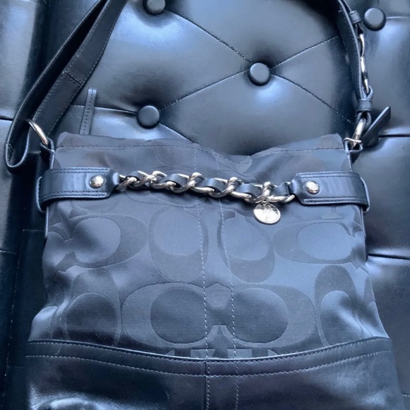 Coach Signature Leather Sateen Black F1173-F18862 Shoulder Handbag - Picture 10 of 11